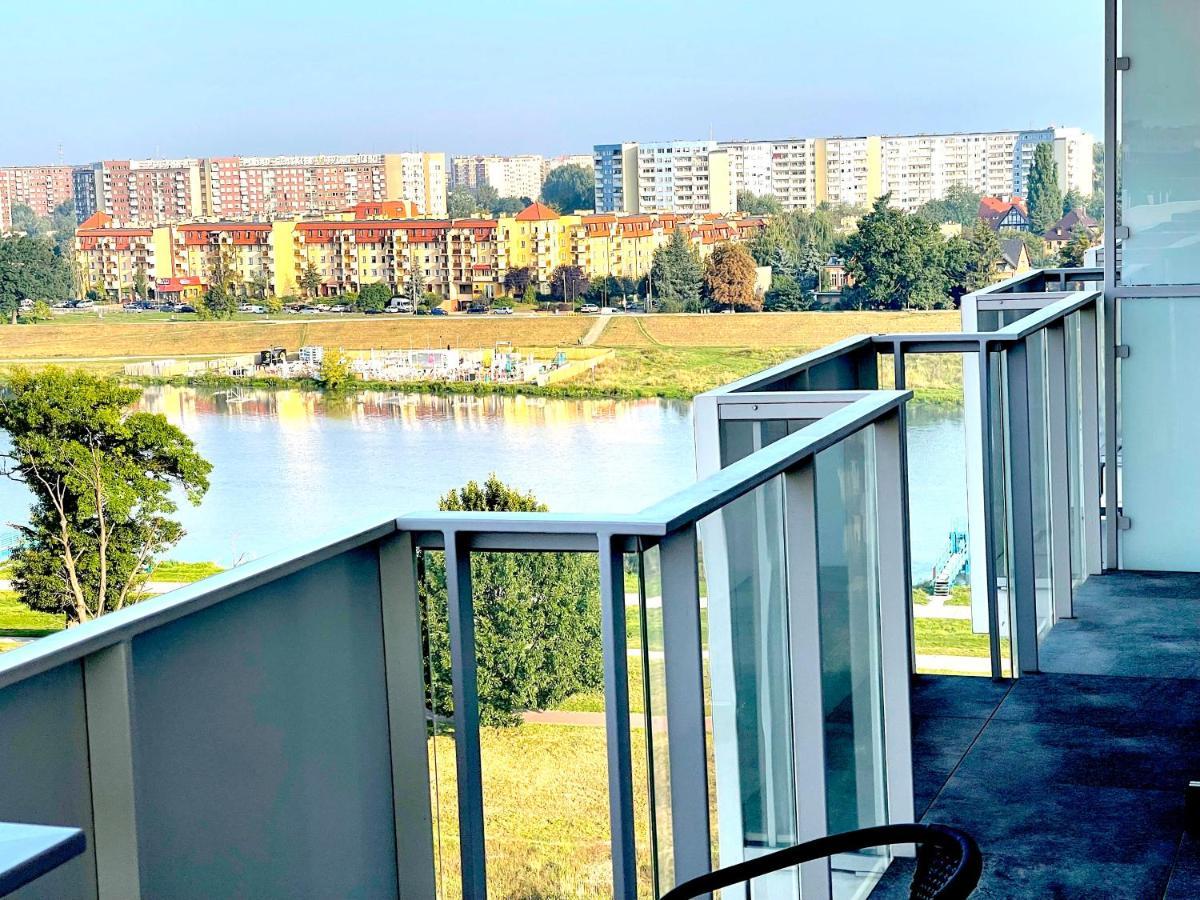 Apartament Z Tarasem I Widokiem Na Odre Vratislav Exteriér fotografie