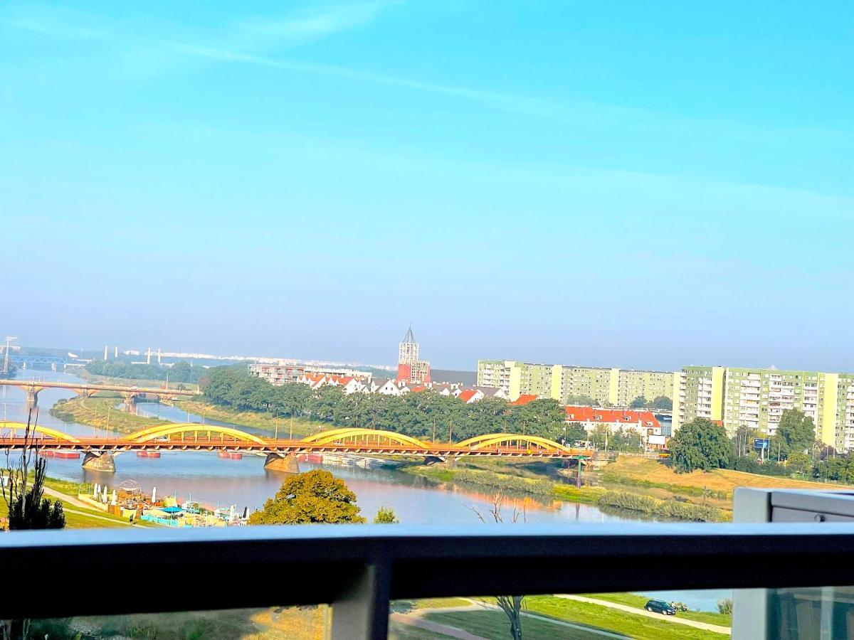 Apartament Z Tarasem I Widokiem Na Odre Vratislav Exteriér fotografie