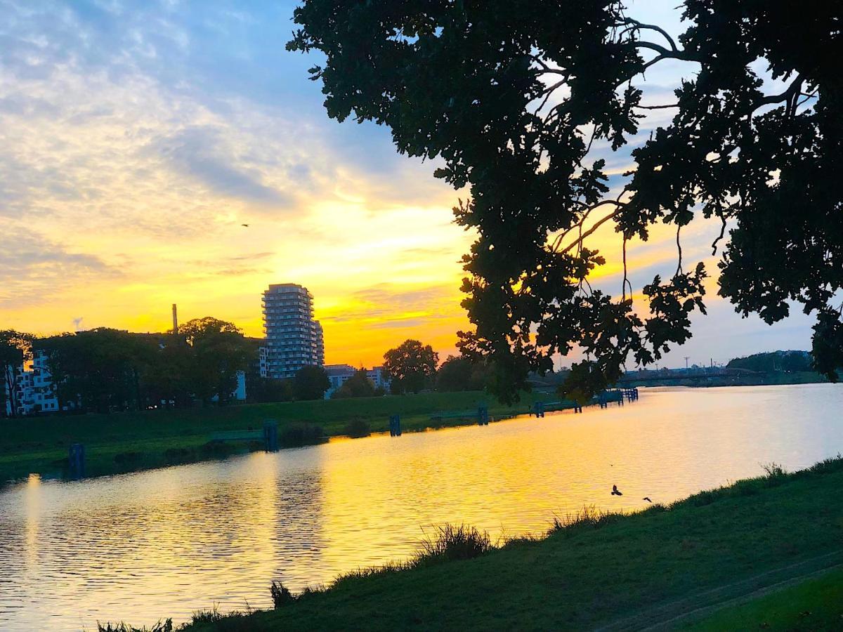 Apartament Z Tarasem I Widokiem Na Odre Vratislav Exteriér fotografie